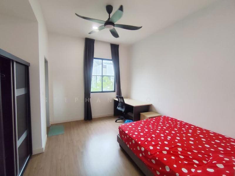 Rumah Berkembar untuk Disewa di Bandar Tropicana Aman (Telok Panglima Garang) - Stephanie Quek - Bedroom - PropertyGuru.com.my
