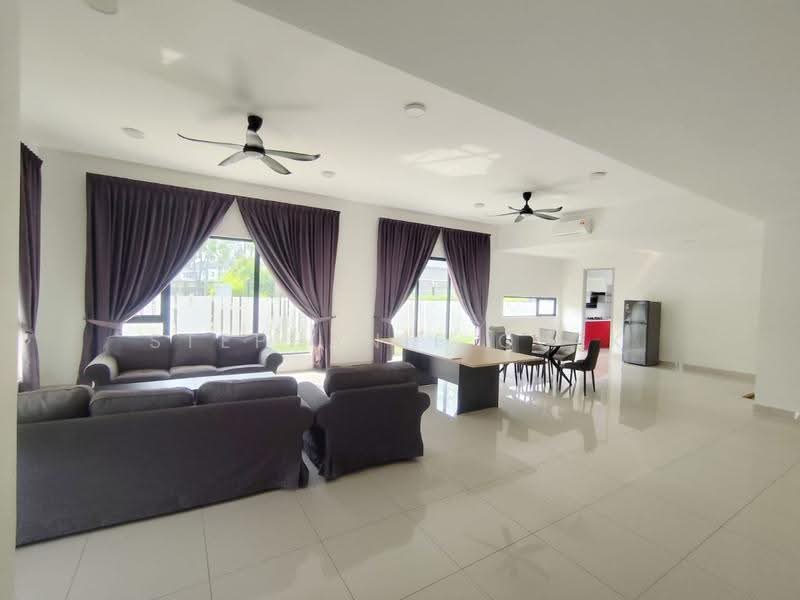 Rumah Berkembar untuk Disewa di Bandar Tropicana Aman (Telok Panglima Garang) - Stephanie Quek - Living Room - PropertyGuru.com.my