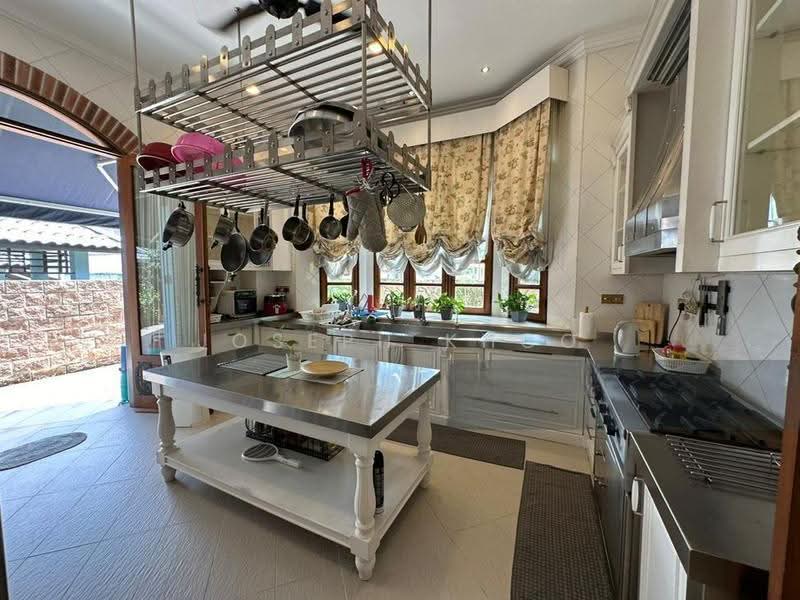 Bungalow House for Sale in Kota Kemuning (Shah Alam) - Joseph Khoo - PropertyGuru.com.my