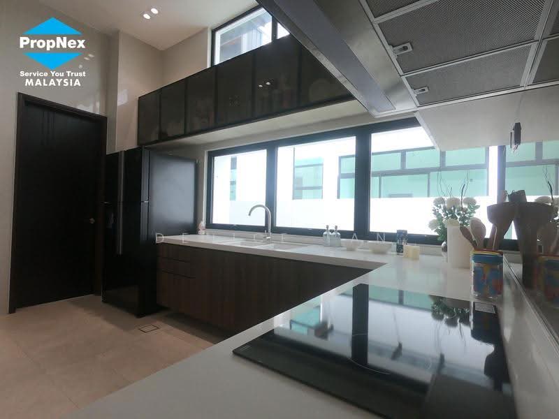 Bungalow House untuk Dijual di Setia Eco Gardens (Gelang Patah) - Denice Tan - Kitchen - PropertyGuru.com.my