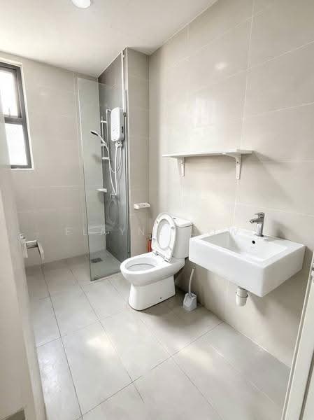 Kondominium untuk Disewa di The Raffles Suites - Elayne Low - Bathroom - PropertyGuru.com.my