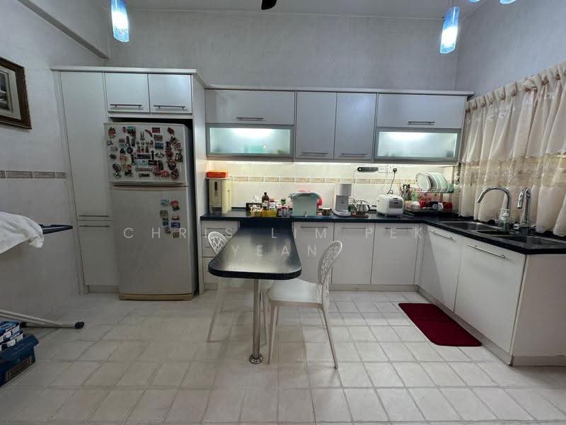 Rumah Berkembar untuk Dijual di Sungai Long (Bandar Sungai Long) - Chris Lim Pek Yean - Kitchen - PropertyGuru.com.my