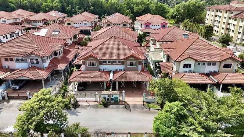 Rumah Berkembar untuk Dijual di Sungai Long (Bandar Sungai Long) - Chris Lim Pek Yean - Exterior - PropertyGuru.com.my