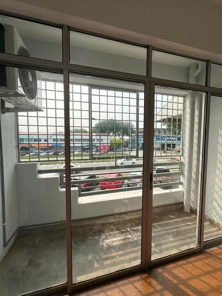 Rumah Flat untuk Dijual di Taman Malim Jaya - Yu Chuan Yau - Balcony - PropertyGuru.com.my