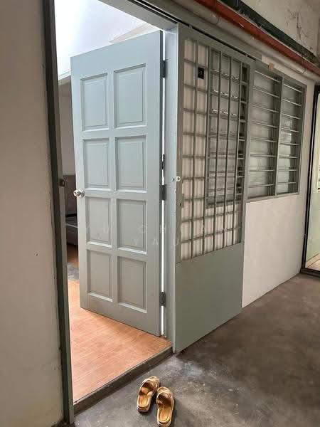 Rumah Flat untuk Dijual di Taman Malim Jaya - Yu Chuan Yau - Entrance - PropertyGuru.com.my