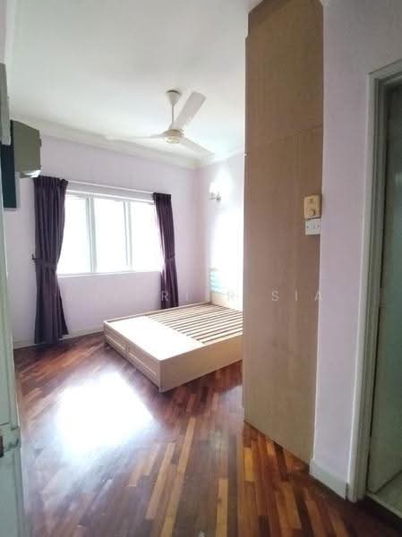 Kondominium untuk Dijual di Astana Putra - Sherrier Sia - Bedroom - PropertyGuru.com.my