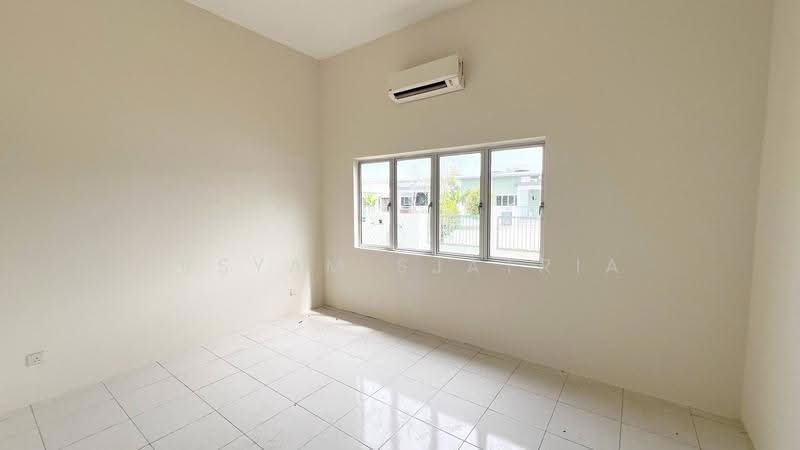 Semi-Detached House for Sale in Sepang (Selangor) - Irsyam Sjatria - Interior - PropertyGuru.com.my
