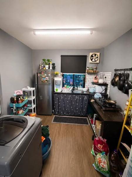 Rumah Teres 1-Tingkat untuk Dijual di Taman Universiti (Sri Gading) - Susi Tjhang - Kitchen - PropertyGuru.com.my