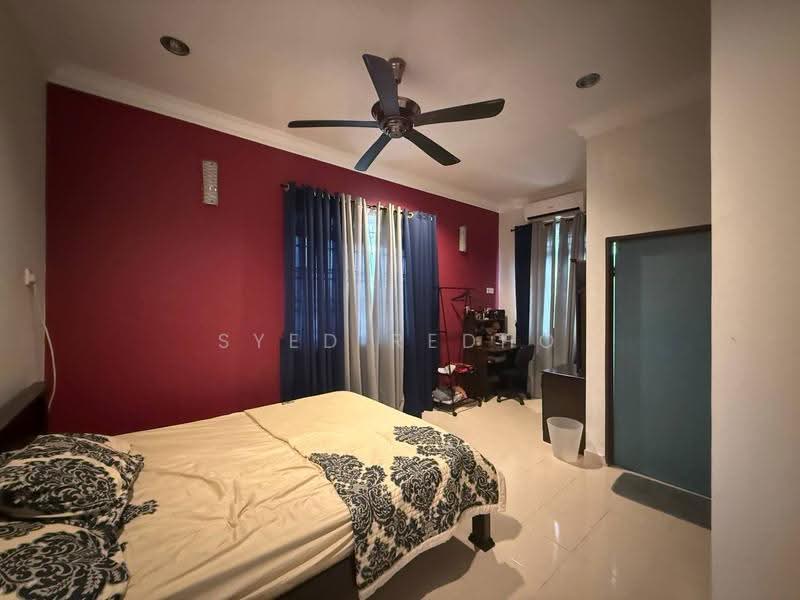 Bungalow House untuk Dijual di Taman Tunku Sarina (Bandar Darulaman) - Syed Redho - Bedroom - PropertyGuru.com.my
