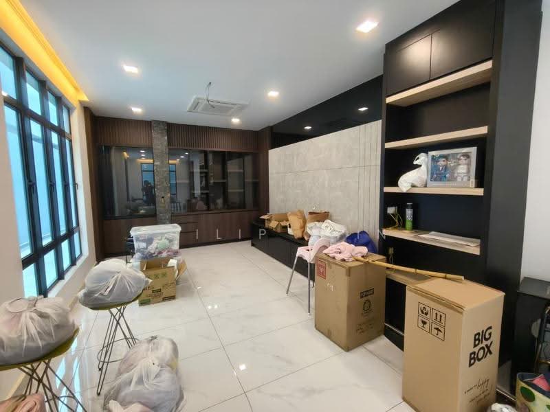 Bungalow House untuk Dijual di Rawang (Selangor) - Philip Chin - Living Room - PropertyGuru.com.my