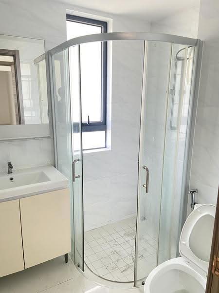 Apartment for Rent at Starview Bay @ Forest City - Alex Cheah - Bathroom - PropertyGuru.com.my