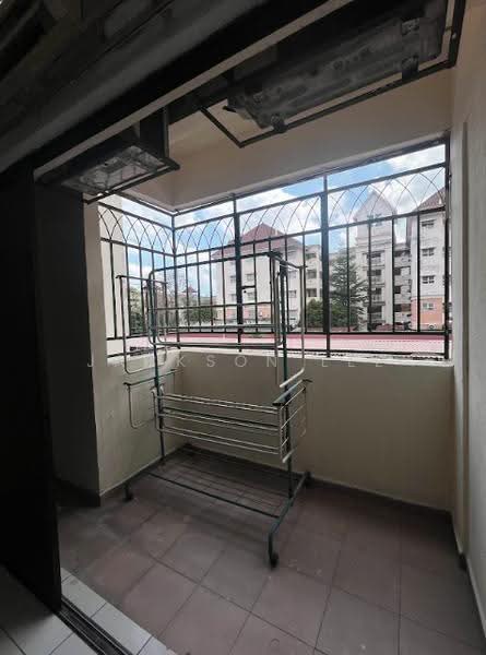 Pangsapuri untuk Dijual di Vista Bayu - Jackson Lee - Balcony - PropertyGuru.com.my