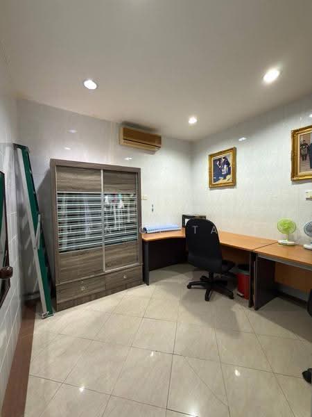 Terraced House for Sale in Kota Kinabalu (Sabah) - Janice Tay - Study - PropertyGuru.com.my