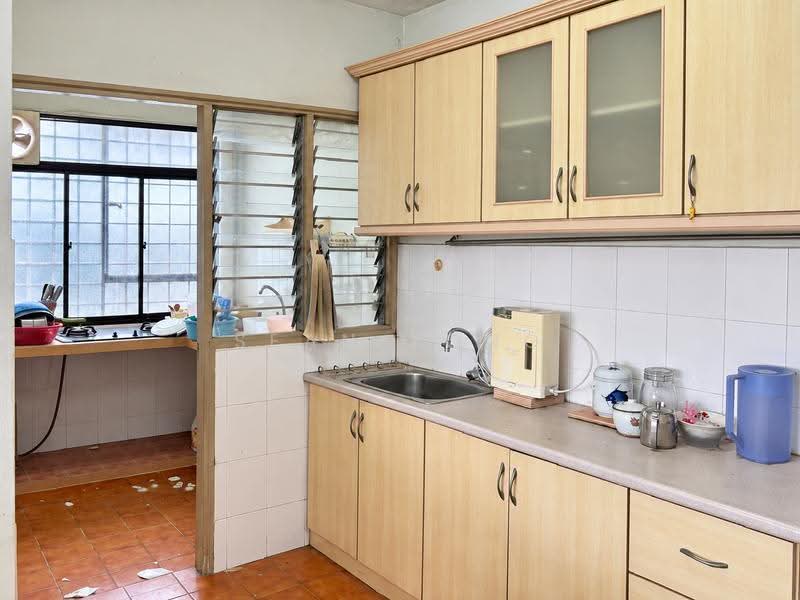 Pangsapuri untuk Dijual di SD Tiara Apartment - Sean Yong - Kitchen - PropertyGuru.com.my