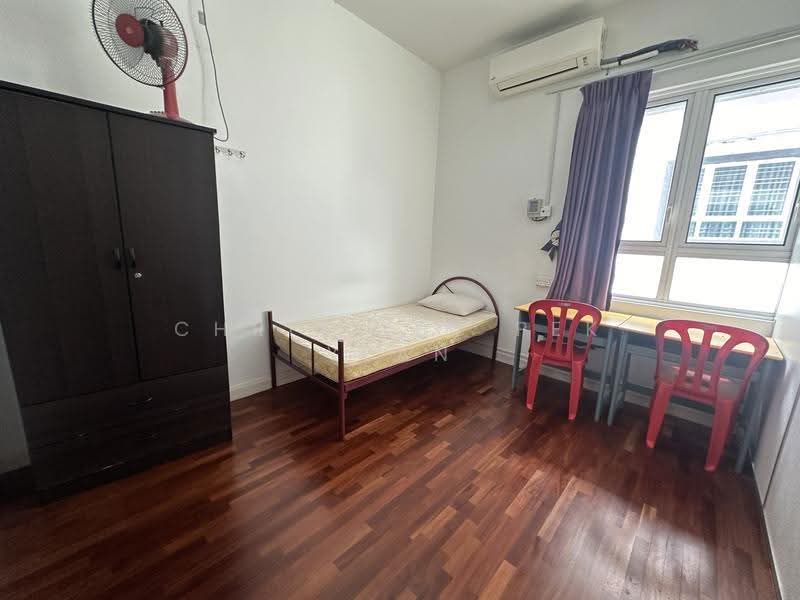 3-storey Terraced House for Sale in Taman Taming Indah 2 (Bandar Sungai Long) - Chris Lim Pek Yean - Bedroom - PropertyGuru.com.my