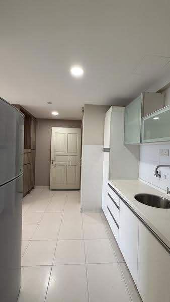 Kondominium untuk Dijual di 1 Petaling - Ray Chong - Kitchen - PropertyGuru.com.my