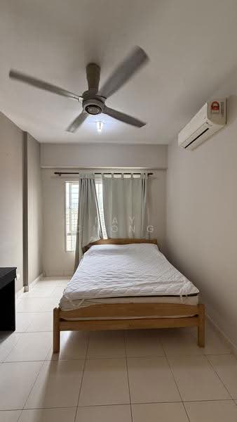 Kondominium untuk Dijual di 1 Petaling - Ray Chong - Bedroom - PropertyGuru.com.my