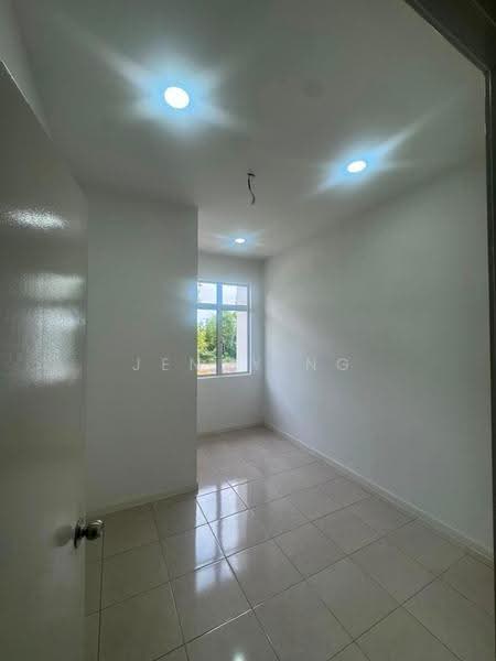 Rumah Teres untuk Disewa di Bandar Mahkota Banting (Tanjong Duabelas) - Jenny Ng - PropertyGuru.com.my
