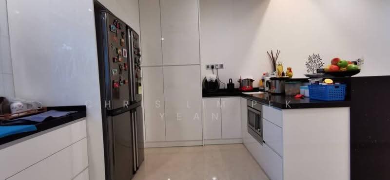 Rumah Teres 3-Tingkat untuk Dijual di Taman Taming Indah 2 (Bandar Sungai Long) - Chris Lim Pek Yean - Kitchen - PropertyGuru.com.my