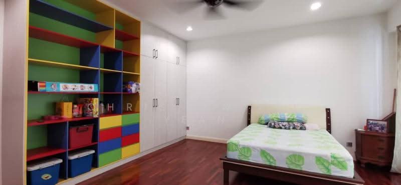 Rumah Teres 3-Tingkat untuk Dijual di Taman Taming Indah 2 (Bandar Sungai Long) - Chris Lim Pek Yean - Bedroom - PropertyGuru.com.my