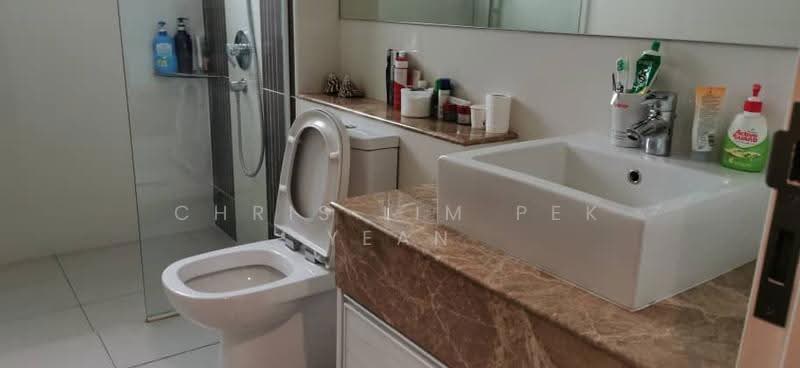 Rumah Teres 3-Tingkat untuk Dijual di Taman Taming Indah 2 (Bandar Sungai Long) - Chris Lim Pek Yean - Bathroom - PropertyGuru.com.my