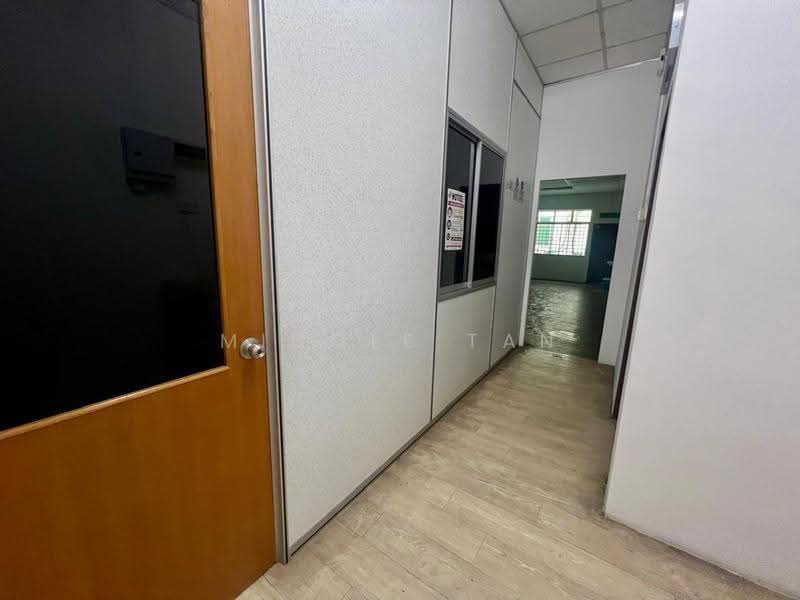 Pejabat untuk Disewa di Taman Junid Perdana (Muar) - Micole Tan - PropertyGuru.com.my