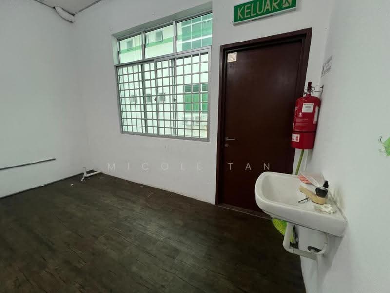 Pejabat untuk Disewa di Taman Junid Perdana (Muar) - Micole Tan - PropertyGuru.com.my