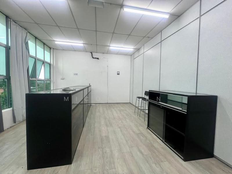 Pejabat untuk Disewa di Taman Junid Perdana (Muar) - Micole Tan - PropertyGuru.com.my