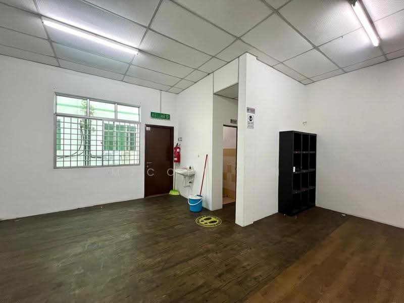 Pejabat untuk Disewa di Taman Junid Perdana (Muar) - Micole Tan - PropertyGuru.com.my