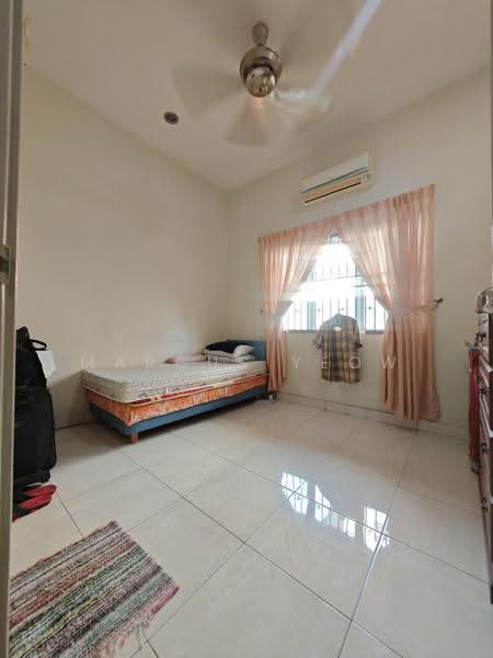 Semi-Detached House for Sale in Seremban 2 (Negeri Sembilan) - Marcus Yeow - Bedroom - PropertyGuru.com.my
