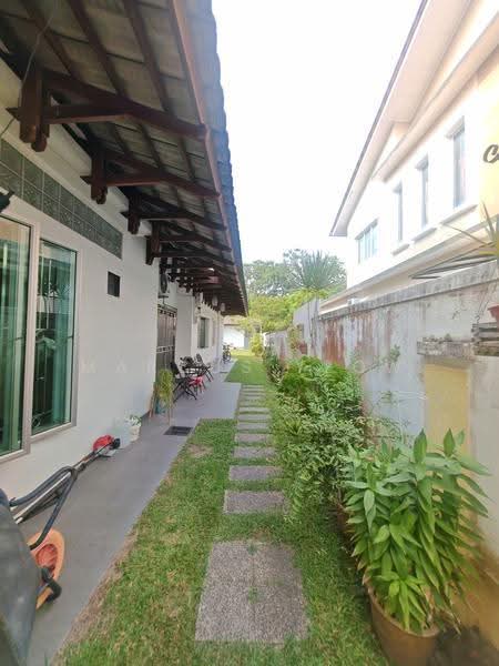 Semi-Detached House for Sale in Seremban 2 (Negeri Sembilan) - Marcus Yeow - Exterior - PropertyGuru.com.my