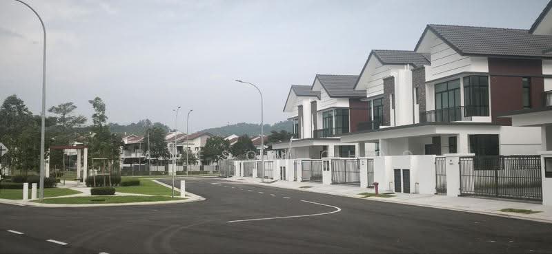 Rumah Berkembar untuk Dijual di Setia Eco Gardens (Gelang Patah) - Jameson Choo - PropertyGuru.com.my