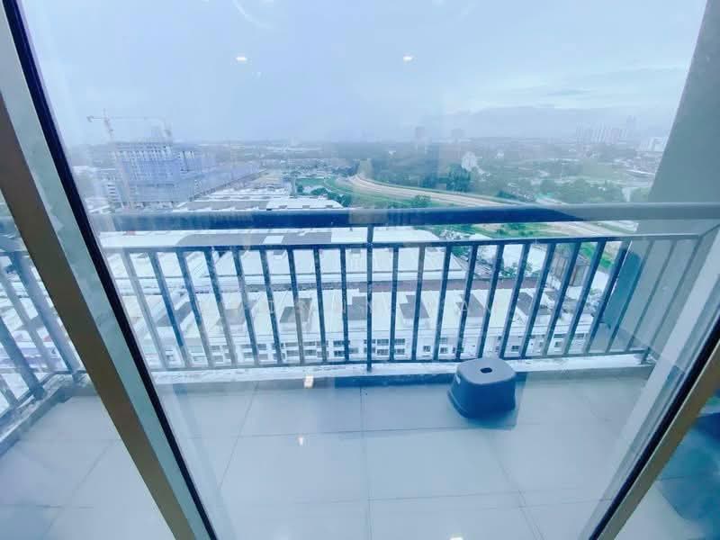 Kediaman Servis untuk Dijual di Pandan Residence 2 - Yvonne Lim - Balcony - PropertyGuru.com.my