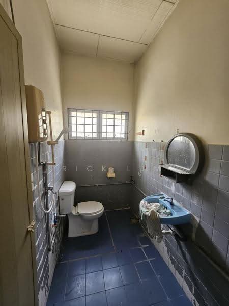 Bungalow House untuk Dijual di Kepong (Kuala Lumpur) - Rick Lum - Bathroom - PropertyGuru.com.my