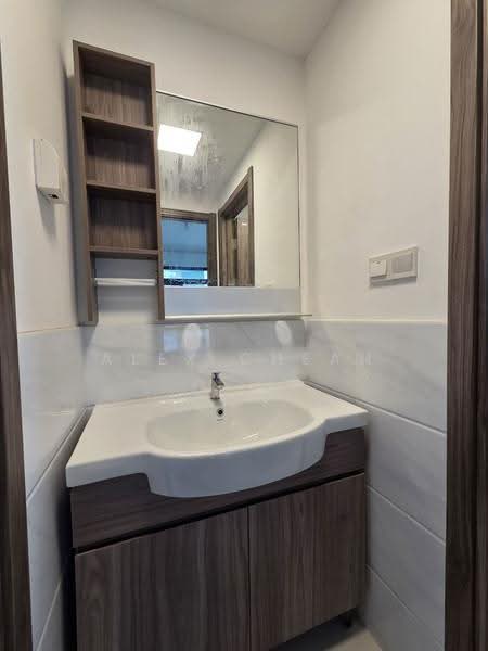 Apartment for Rent at Starview Bay @ Forest City - Alex Cheah - Bathroom - PropertyGuru.com.my