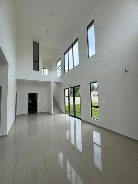 Zero-Lot Bungalow for Sale in Taman La Casa (Lunas) - Syed Redho - Living Room - PropertyGuru.com.my