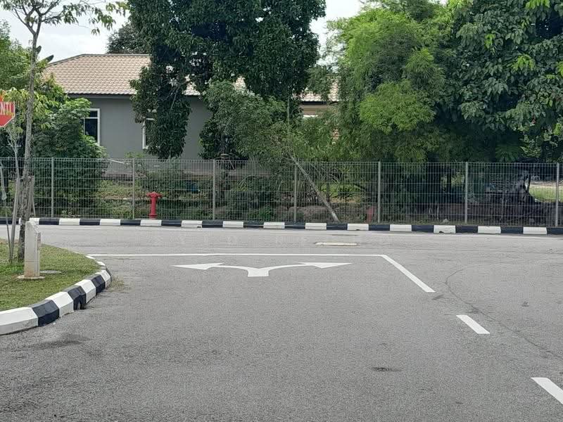 Zero-Lot Bungalow for Sale in Taman La Casa (Lunas) - Syed Redho - Exterior - PropertyGuru.com.my