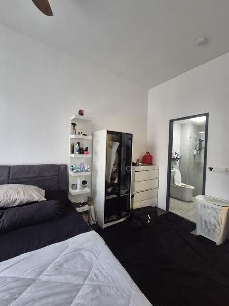 Kediaman Servis untuk Dijual di Altris Residences @ The Quartz WM - TC Leong - Bedroom - PropertyGuru.com.my