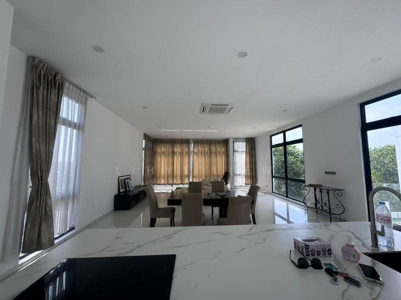 Bungalow House for Rent in Iskandar Puteri (Nusajaya) (Johor) - Lihyi Liew - Living Room - PropertyGuru.com.my