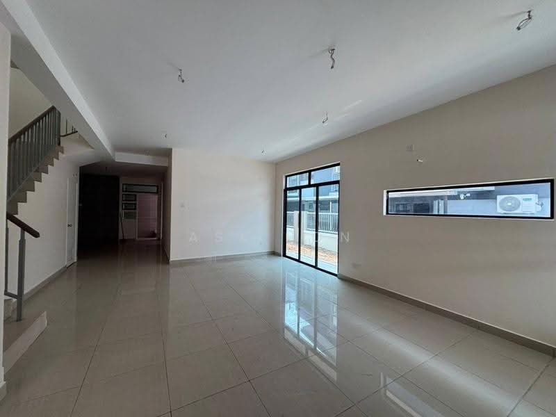 Rumah Kluster untuk Dijual di Johor Bahru (Johor) - Ask Hon - Living Room - PropertyGuru.com.my
