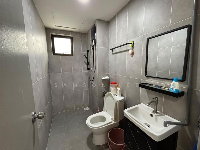 Kondominium untuk Disewa di Avia Plus, Bandar Country Homes - Samson Lee - Bathroom - PropertyGuru.com.my