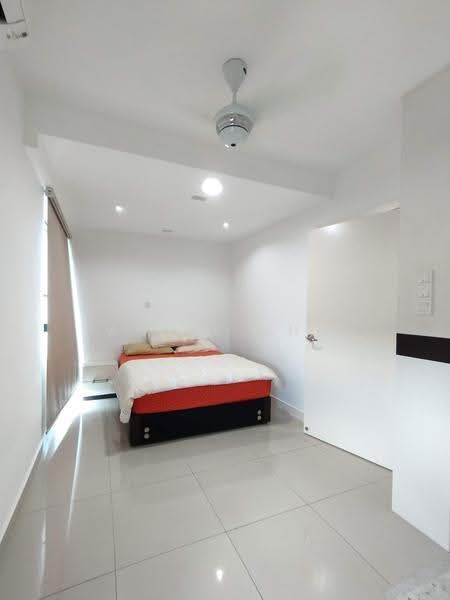 Kediaman Servis untuk Disewa di Trefoil @ Setia City - Annie Kho - Bedroom - PropertyGuru.com.my