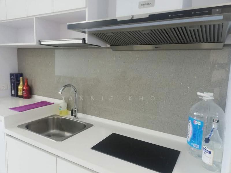 Kediaman Servis untuk Disewa di Trefoil @ Setia City - Annie Kho - Kitchen - PropertyGuru.com.my