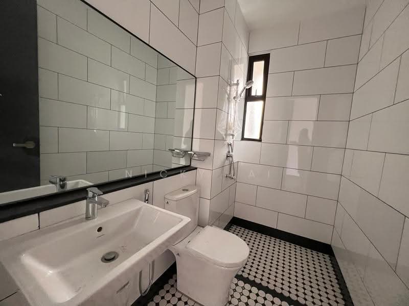 Semi-Detached House for Sale in Elmina (Shah Alam) - Nicky Lai - Bathroom - PropertyGuru.com.my