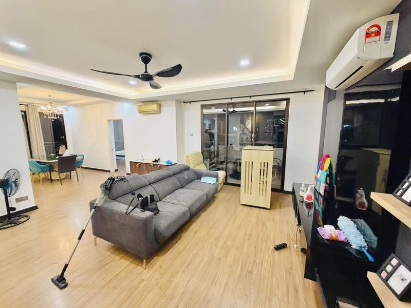 Condominium for Rent at Royal Domain Sri Putramas 2 - Kow Tze Fui - Living Room - PropertyGuru.com.my