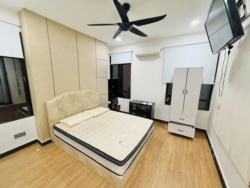 Condominium for Rent at Royal Domain Sri Putramas 2 - Kow Tze Fui - PropertyGuru.com.my