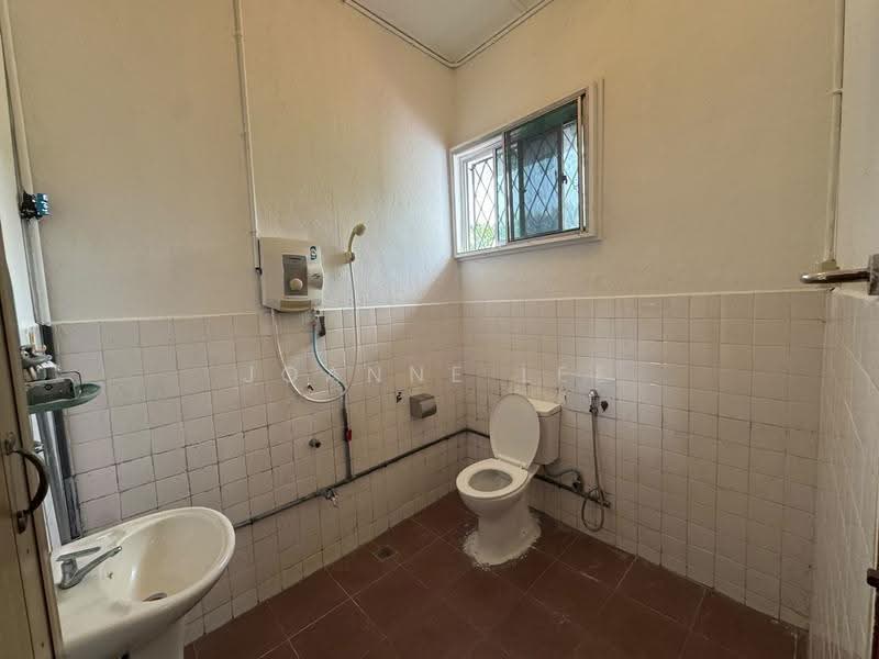 2-storey Terraced House for Rent in Penampang (Sabah) - Joanne Lee - Bathroom - PropertyGuru.com.my