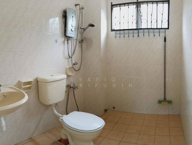 Bungalow House untuk Dijual di Bandar Baru Sungai Buloh (Sungai Buloh) - Syafiq Sharifudin - Bathroom - PropertyGuru.com.my