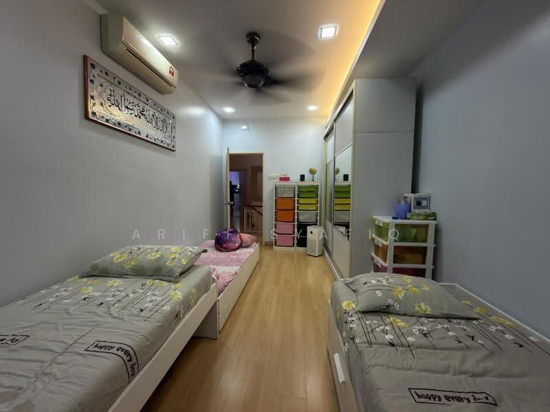 2-storey Terraced House for Sale in Bandar Nusaputra (Puchong) - Ariff Syafiq - Bedroom - PropertyGuru.com.my