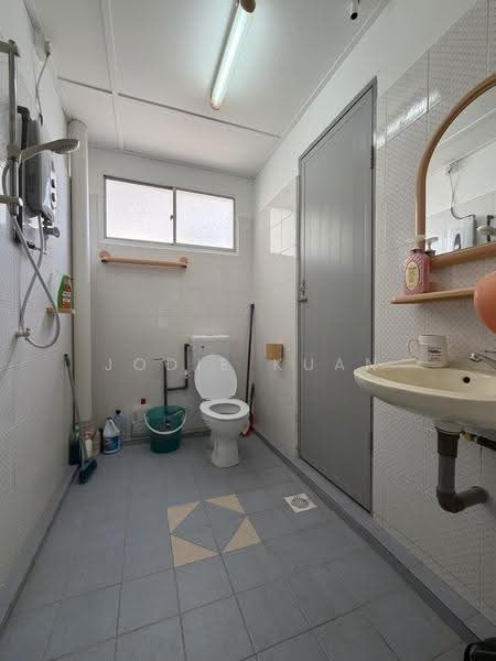 Pangsapuri untuk Dijual di Le Courts Desa Tambun - Jodie Kuan - Common Bathroom - PropertyGuru.com.my